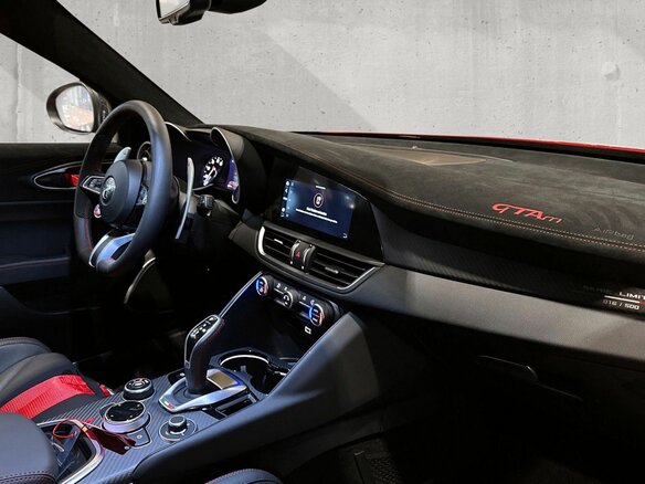 2022 Alfa Romeo Giulia, красный - вид 5