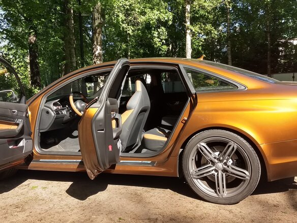 2010 Audi RS 6 II (C6), коричневый - вид 6