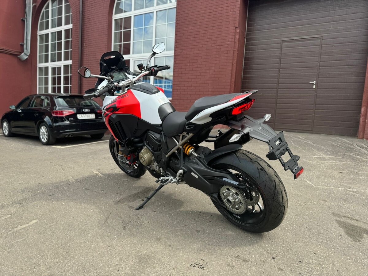 Ducati Multistrada 800