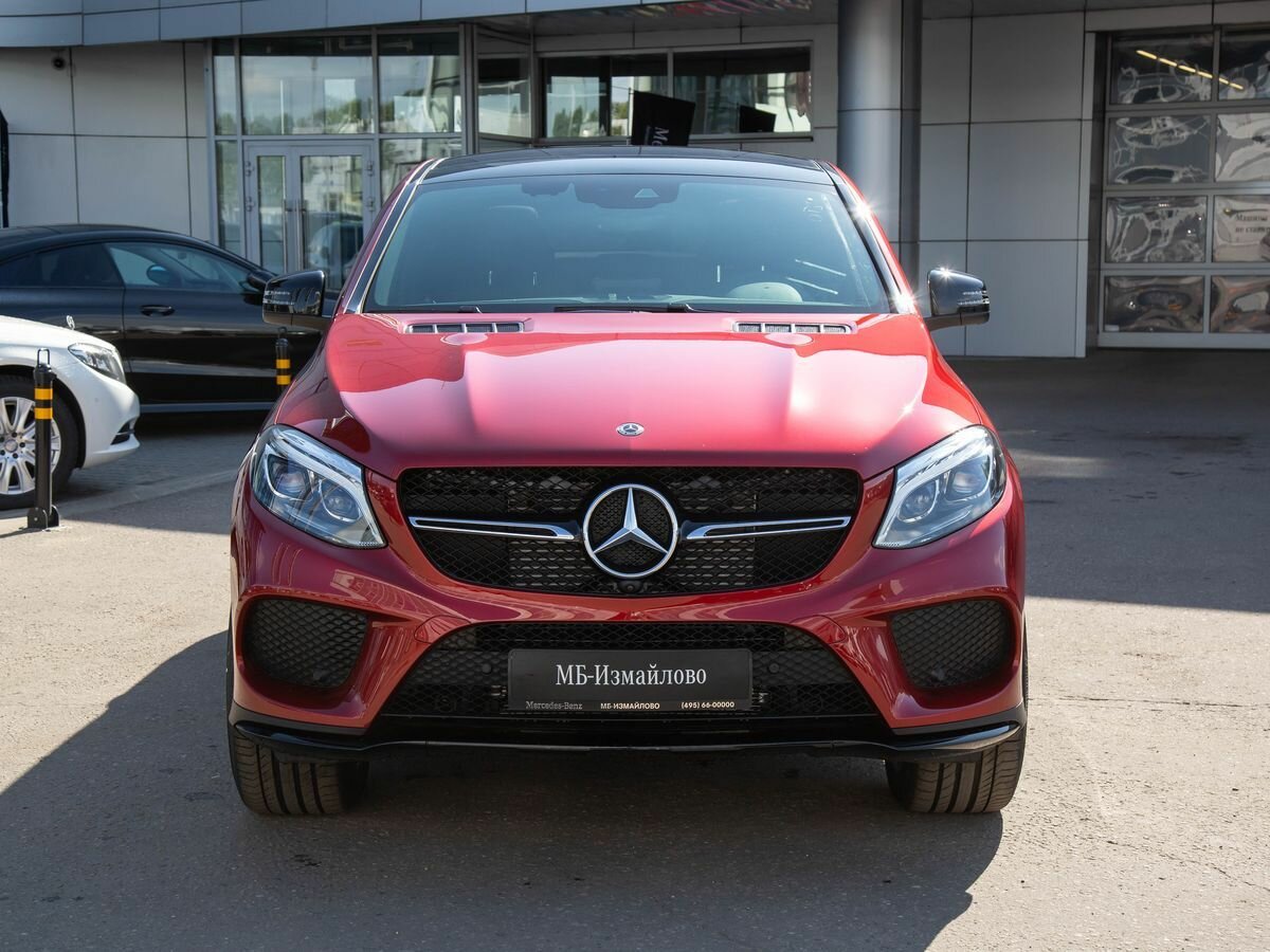 Mercedes Benz c292 GLE красный
