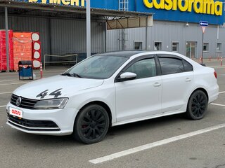 2015 Volkswagen Jetta VI Рестайлинг, белый, 550000 рублей, вид 1