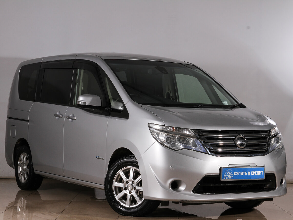Nissan Serena 2012