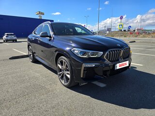 2020 BMW X6 M50i III (G06), синий, 7800000 рублей, вид 3