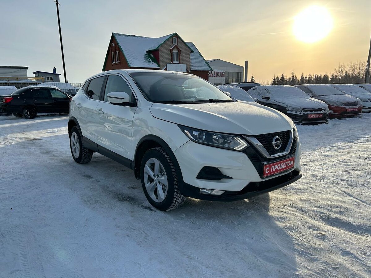 Купить б/у Nissan Qashqai II Рестайлинг 2.0 CVT (144 л.с.) бензин ...