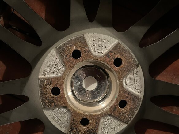 2018 Toyota Prius IV (XW50), чёрный, 1800000 рублей - вид 20