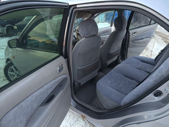 1998 Toyota Prius I (XW10), серебристый, 290000 рублей - вид 15