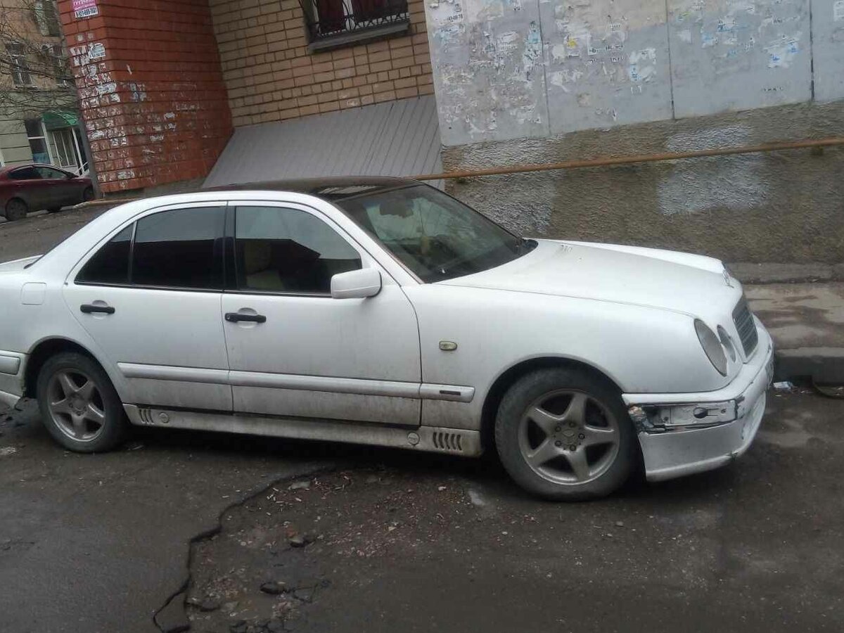 Купить б/у Mercedes-Benz E-Класс II (W210, S210) 200 2.0 MT (136 л.с ...