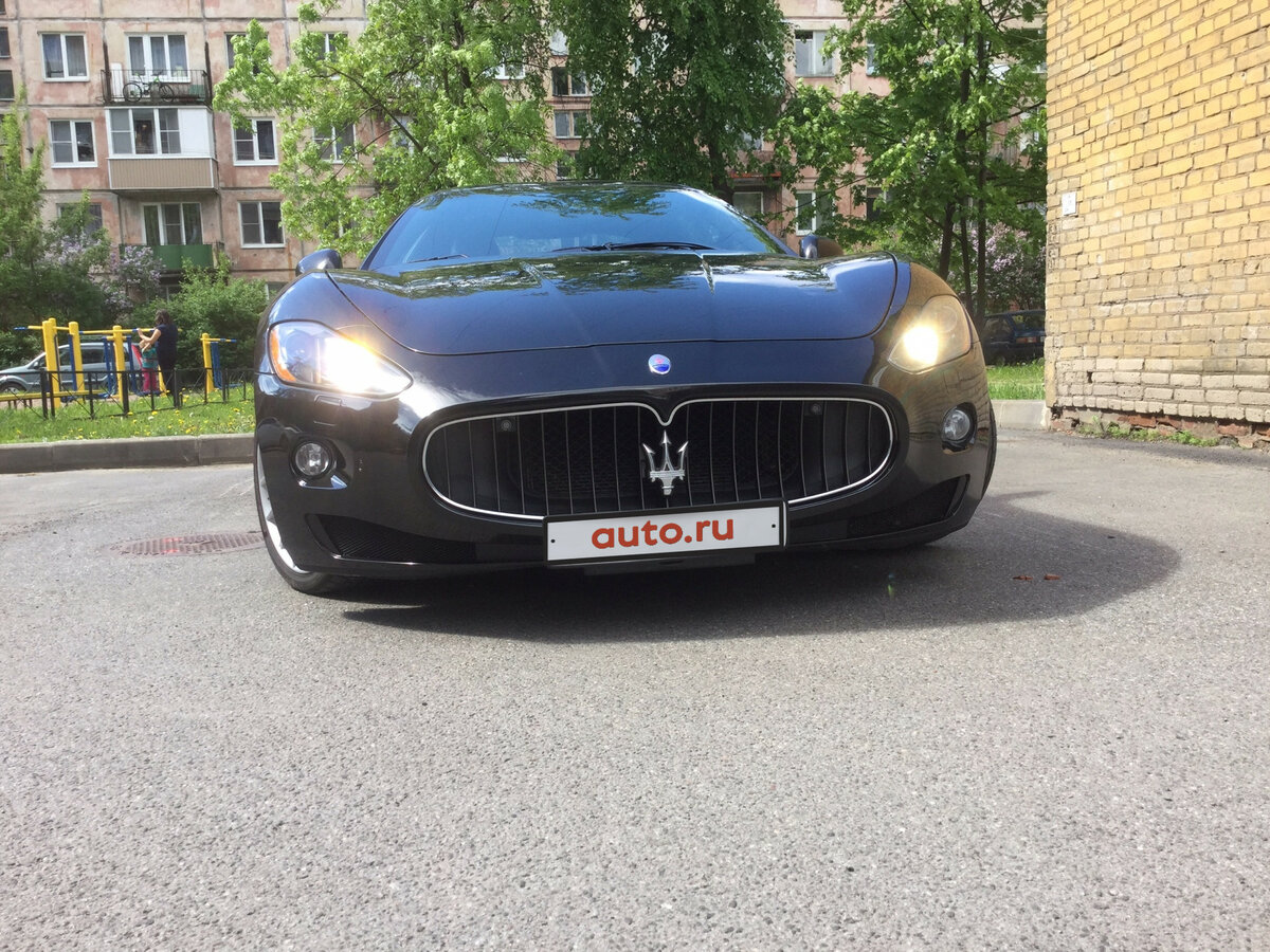 Черный Мазерати x54
