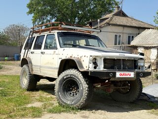 1989 Jeep Cherokee II (XJ), белый, 370000 рублей, вид 1