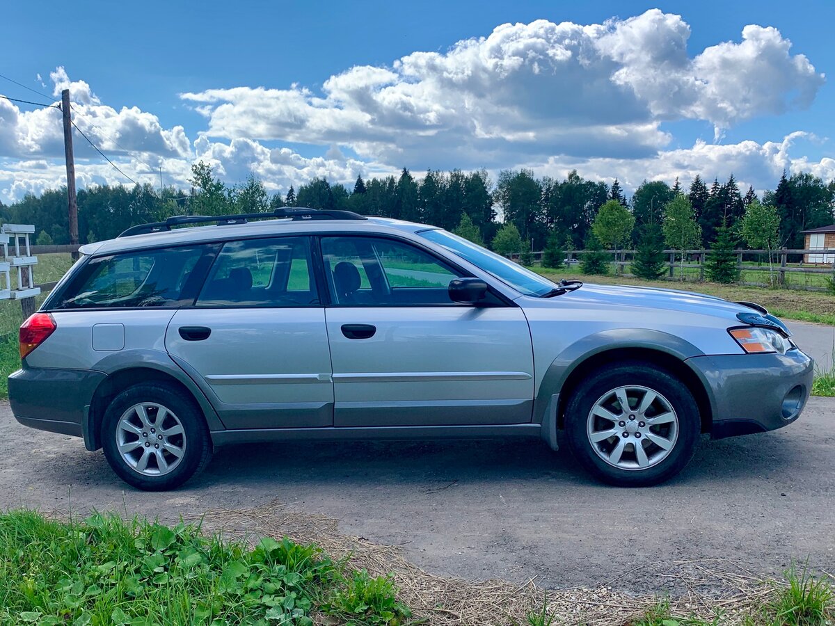 Купить б/у Subaru Outback III 2.5 AT (165 л.с.) 4WD бензин