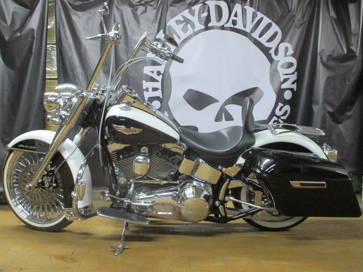 Harley-Davidson Softail Deluxe