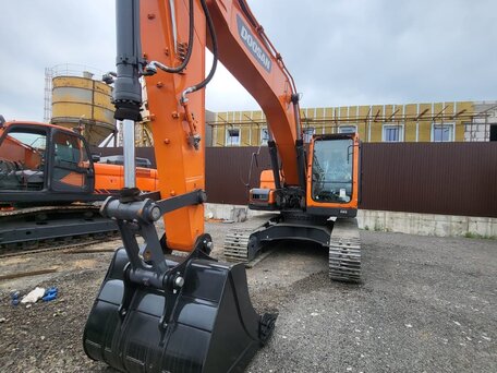 ② Купить экскаваторы по цене от 95 000 рублей в Никополе - более 1