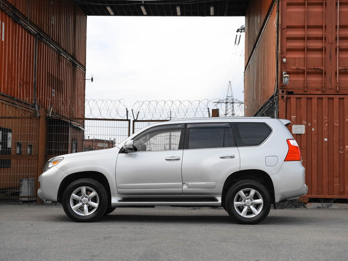 LEXUS GX - фото 6