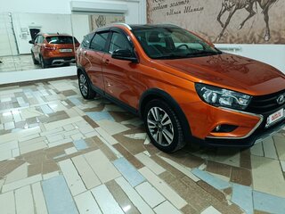 2022 Lada (ВАЗ) Vesta SW I, оранжевый, 1650000 рублей, вид 1