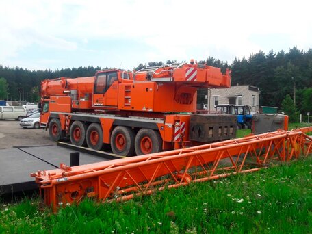 2013 Liebherr LTM краны с телескопической стрелой, красный, 67964962 рублей, вид 4