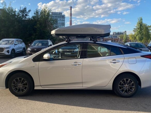 2020 Toyota Prius IV Рестайлинг (XW50), серый, 2370000 рублей - вид 20