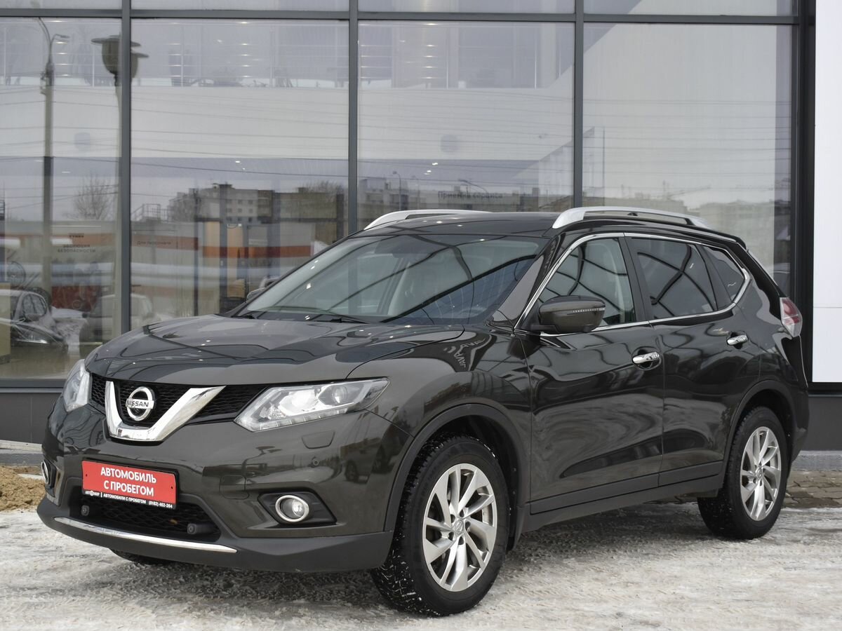 Nissan зелёный внедорожник