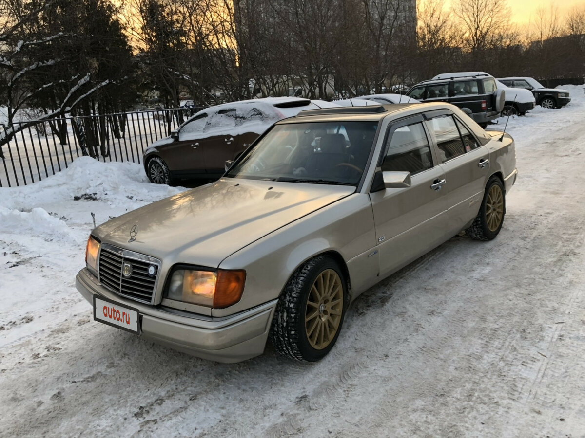 Купить б/у MercedesBenz W124 19841993 230 2.3 MT (136 л