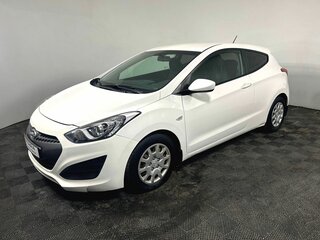 2013 Hyundai i30 II, белый, 890000 рублей, вид 1