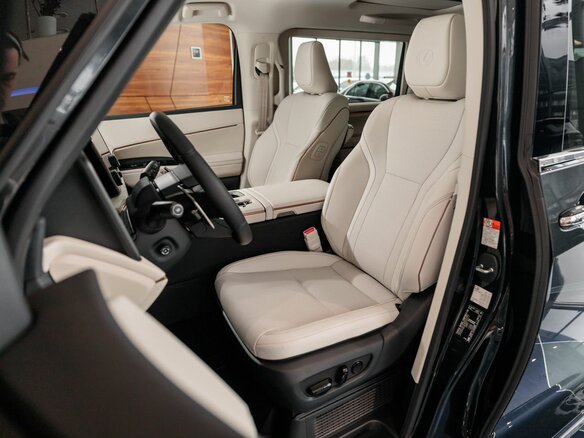 2025 Lexus LM 350h II, чёрный, 15450000 рублей - вид 18