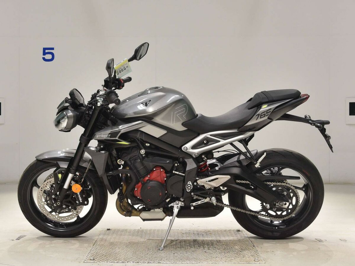 Triumph Street Triple