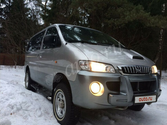 2002 Hyundai H-1 I, серый - вид 8