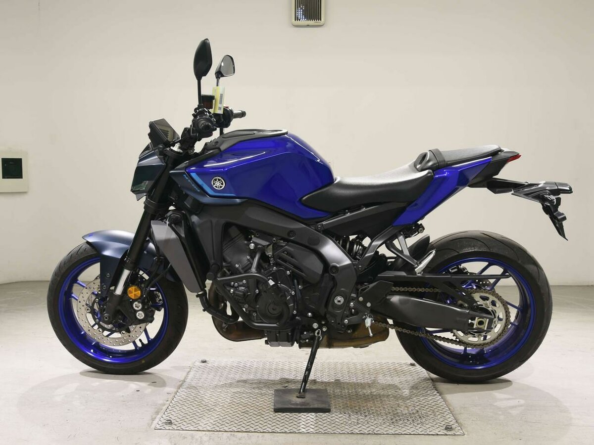 Yamaha MT-09 (FZ-09)