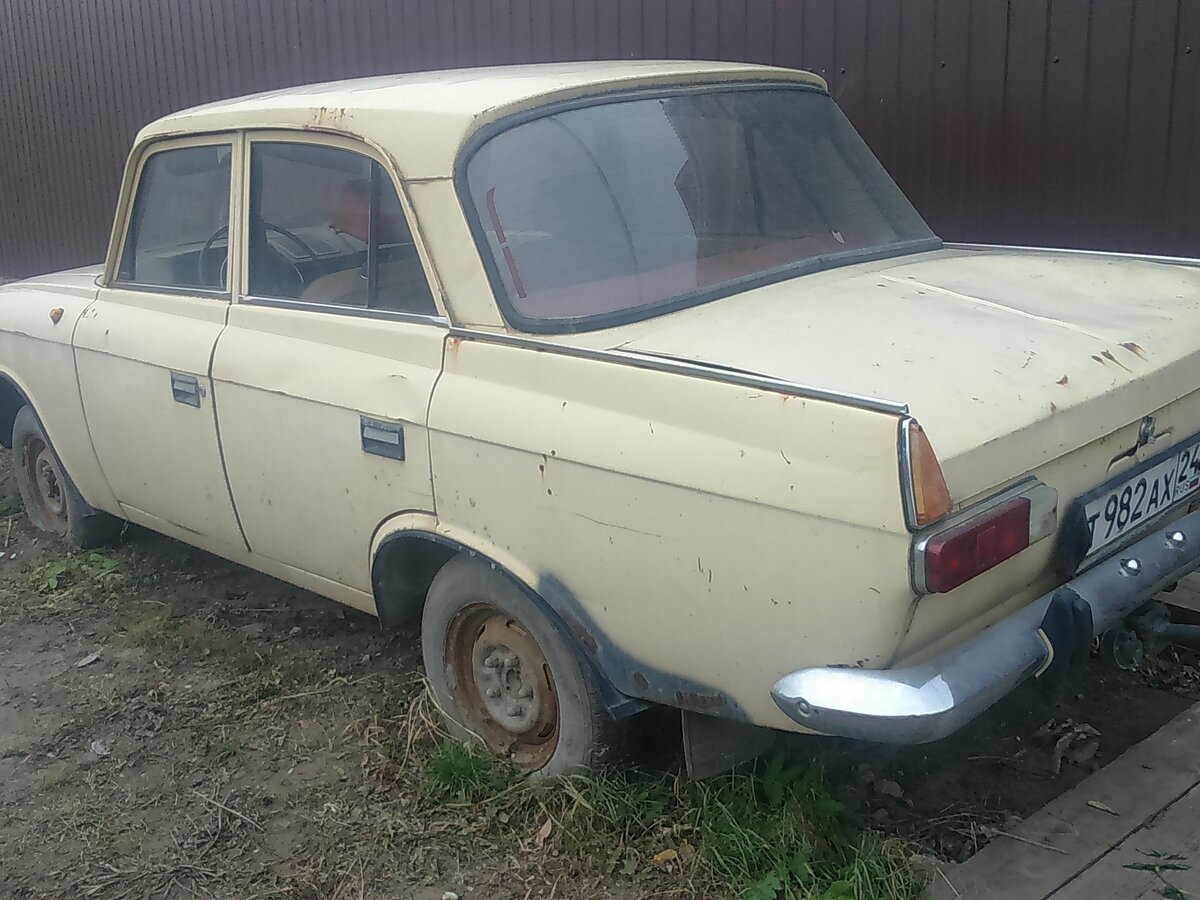москвич 412 бежевый