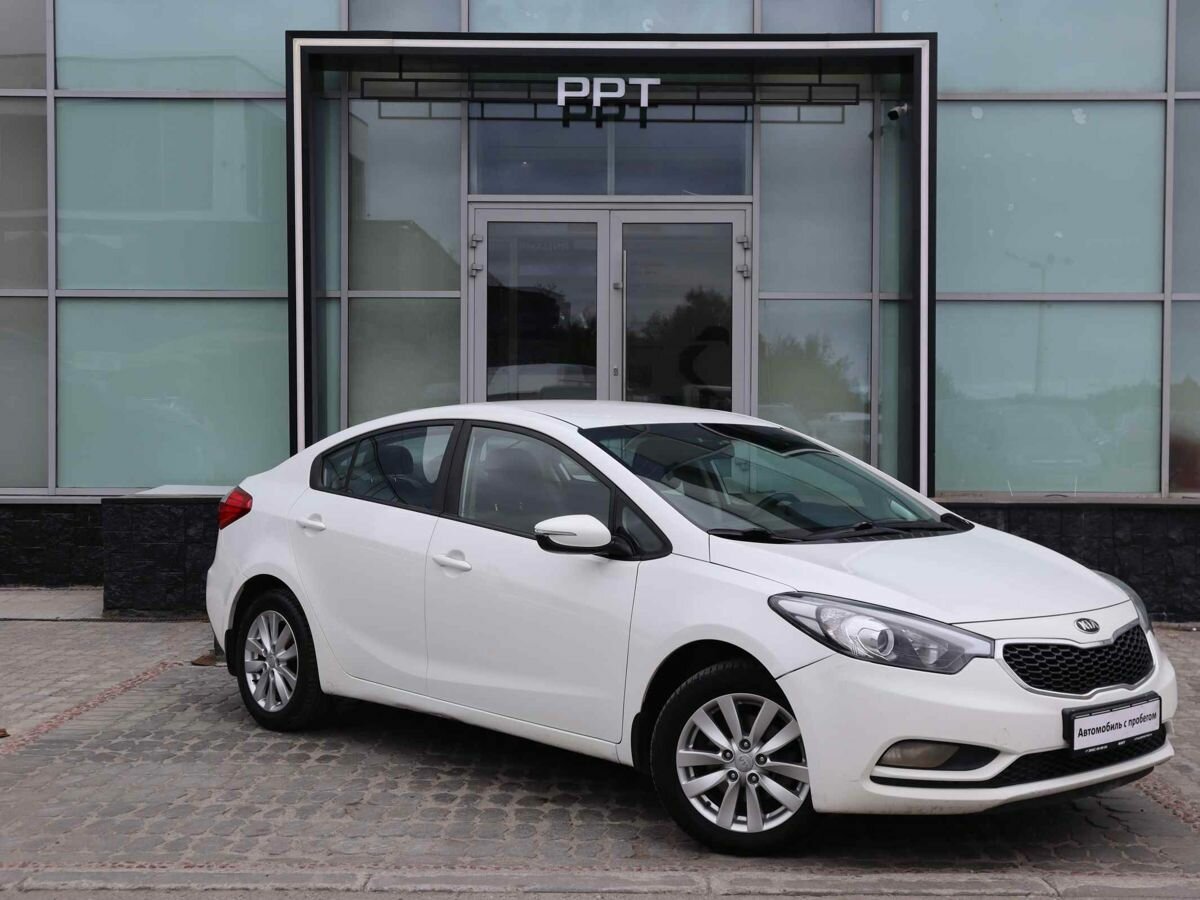 Купить б/у Kia Cerato III 1.6 MT (130 л.с.) бензин механика в Мурманске ...