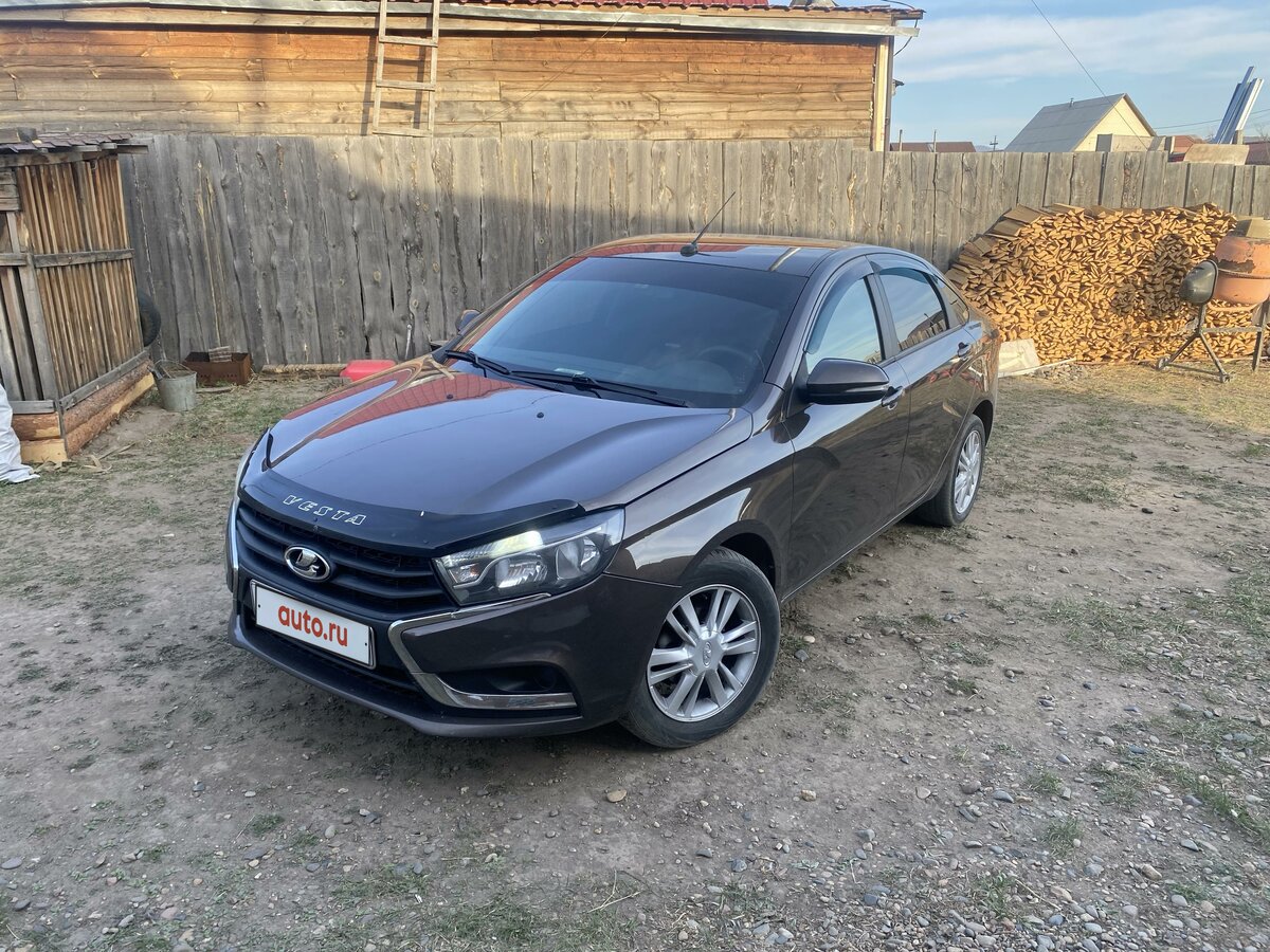 Купить б/у Lada (ВАЗ) Vesta I 1.8 AMT (122 л.с.) бензин робот в Улан ...
