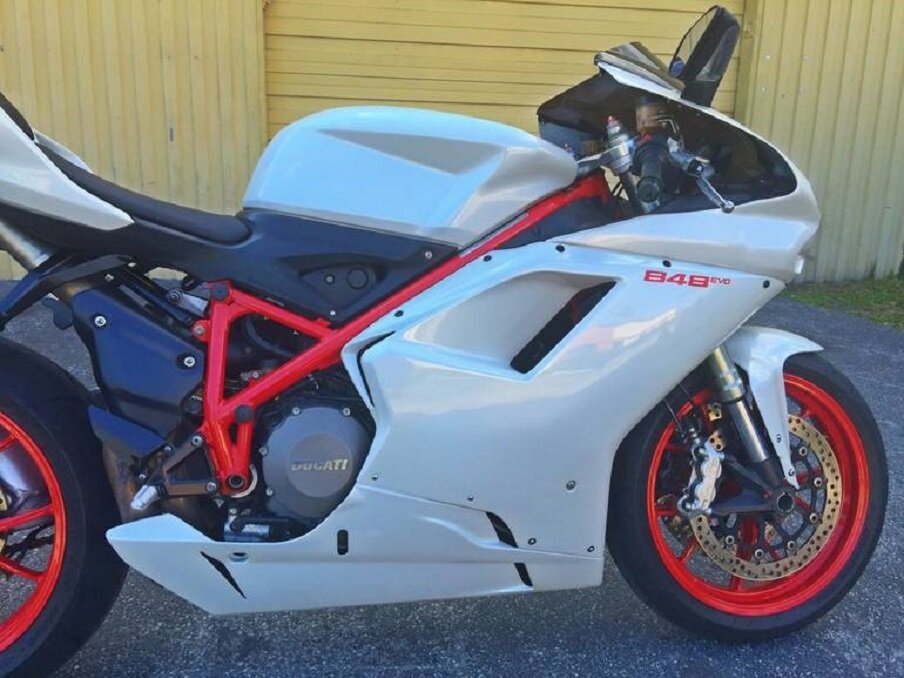Ducati 848 Black