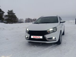 2017 Lada (ВАЗ) Vesta SW I, белый, 800000 рублей, вид 1