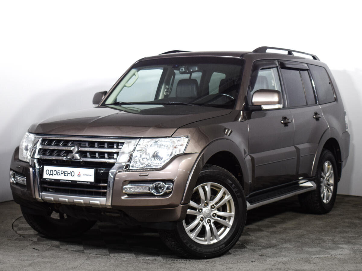 Купить б/у Mitsubishi Pajero IV Рестайлинг 2 3.0 AT (178 л.с.) 4WD ...
