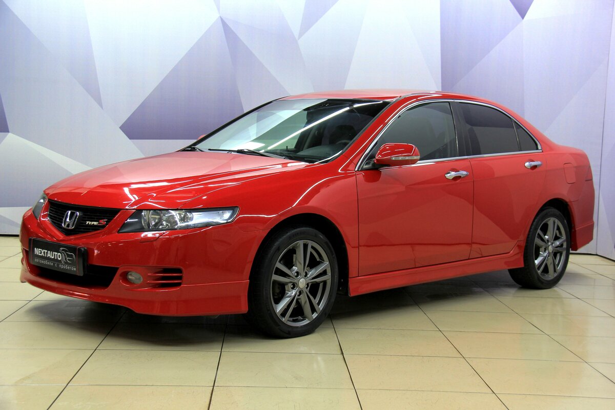 Купить б/у Honda Accord VII Рестайлинг 2.4 MT (190 л.с.) бензин