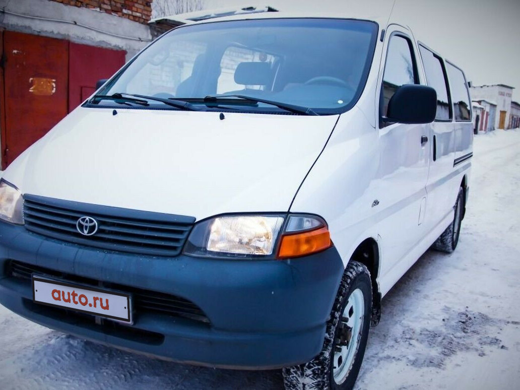 toyota микроавтобус старый