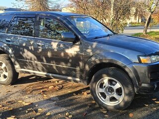 2002 Isuzu Axiom, серый, 350000 рублей, вид 1