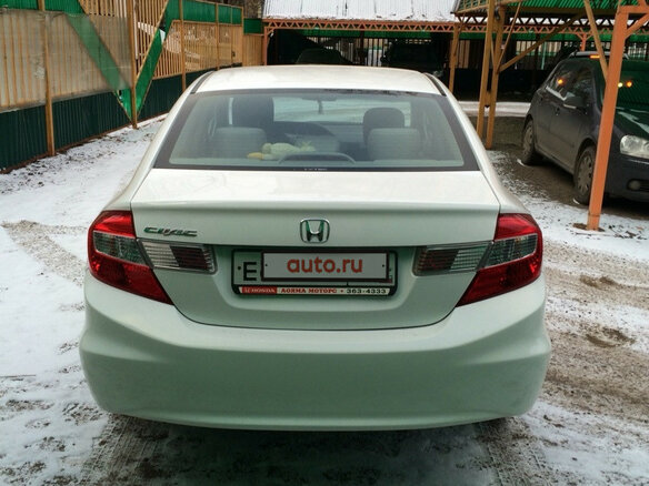 2012 Honda Civic IX, белый - вид 1