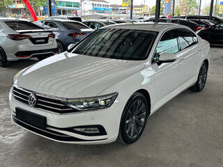 2022 Volkswagen Passat B8 Рестайлинг, белый, 1895011 рублей, вид 1