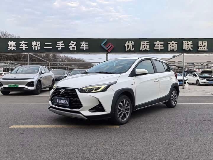 Toyota Yaris L X XP150 Рестайлинг