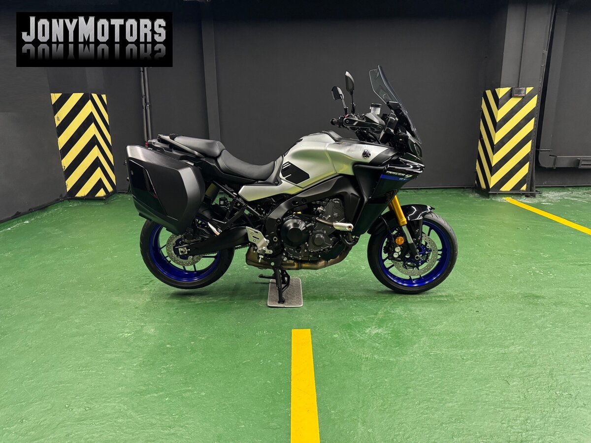 Yamaha MT-09 Tracer (FJ-09)