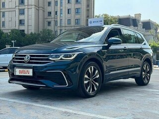 2021 Volkswagen Tiguan L II Рестайлинг (China Market), синий, 3440000 рублей, вид 1