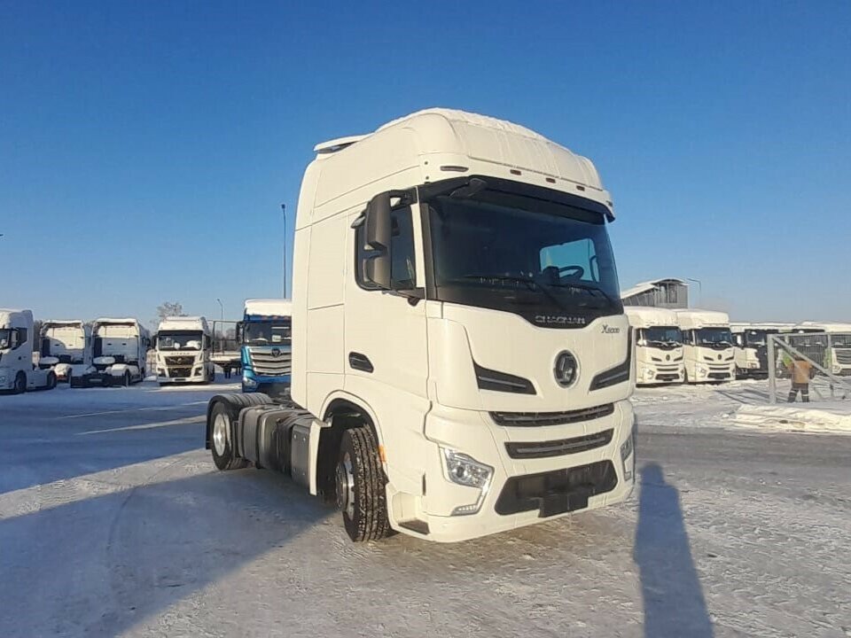 Шакман x6000 тягач