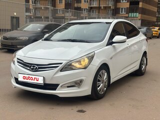 2014 Hyundai Solaris I Рестайлинг, белый, 675000 рублей, вид 1