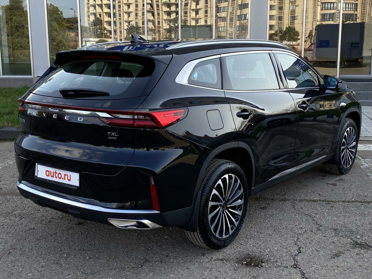 Exeed TXL 1 6T Luxury черный