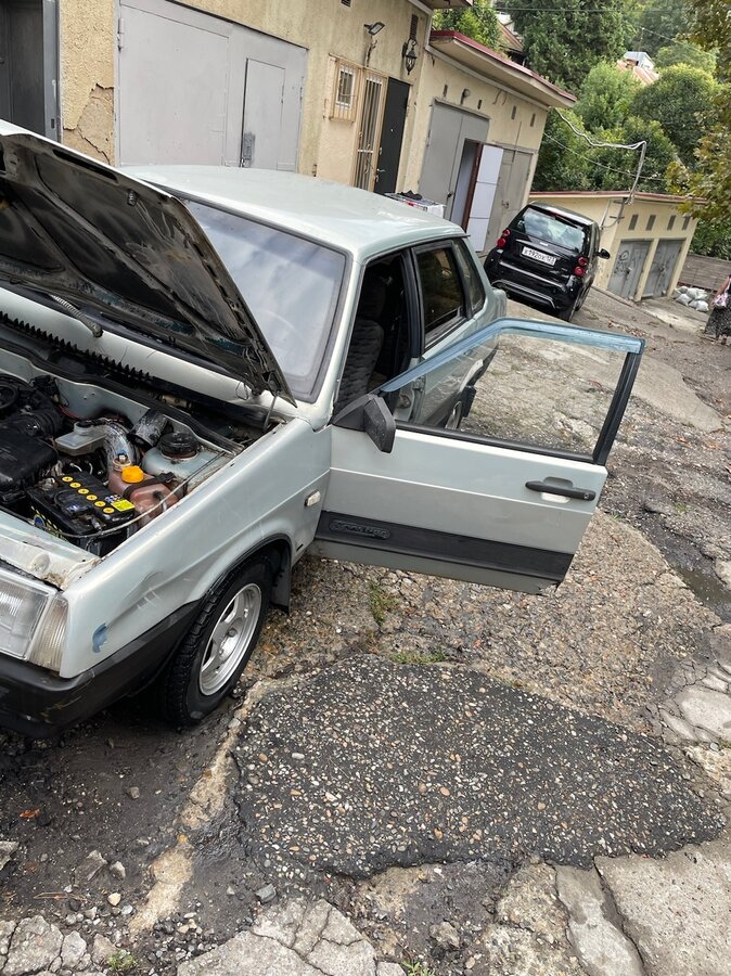 Купить б/у LADA (ВАЗ) 21099 1990-2011 1.5 MT (70 л.с.) бензин механика ...