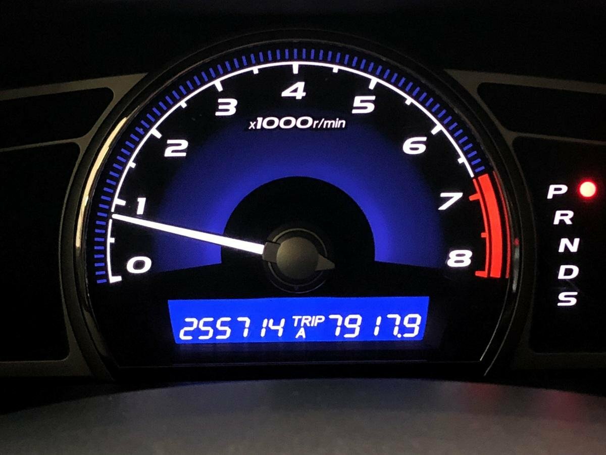 Vsa honda civic 4d горит и восклицательный знак