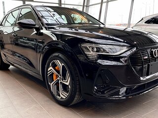 2022 Audi e-tron 50 I, чёрный, 6690000 рублей, вид 3