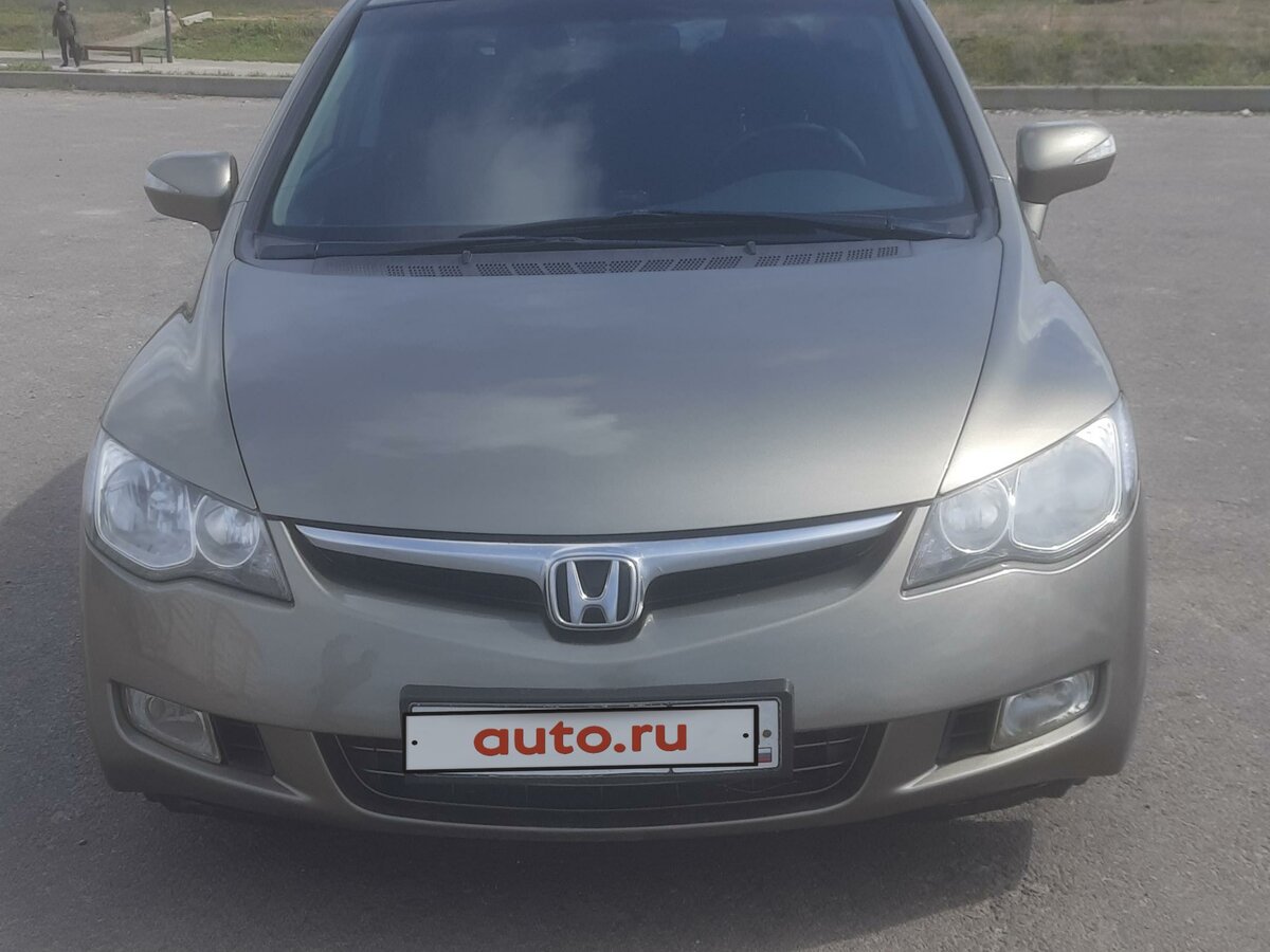 Купить б/у Honda Civic VIII 1.8 AT (140 л.с.) бензин автомат в ...
