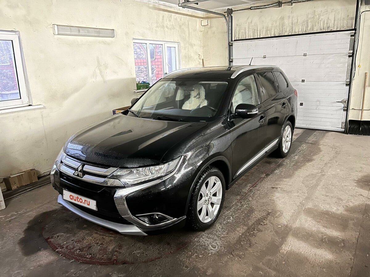 Купить б/у Mitsubishi Outlander III Рестайлинг 2 2.0 CVT (146 л.с.) 4WD ...