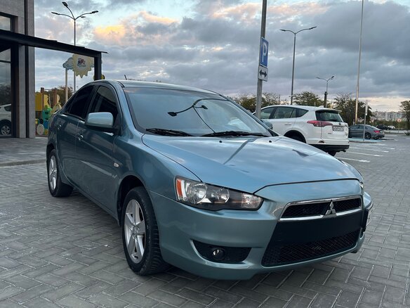 2007 Mitsubishi Lancer X, серый, 660000 рублей